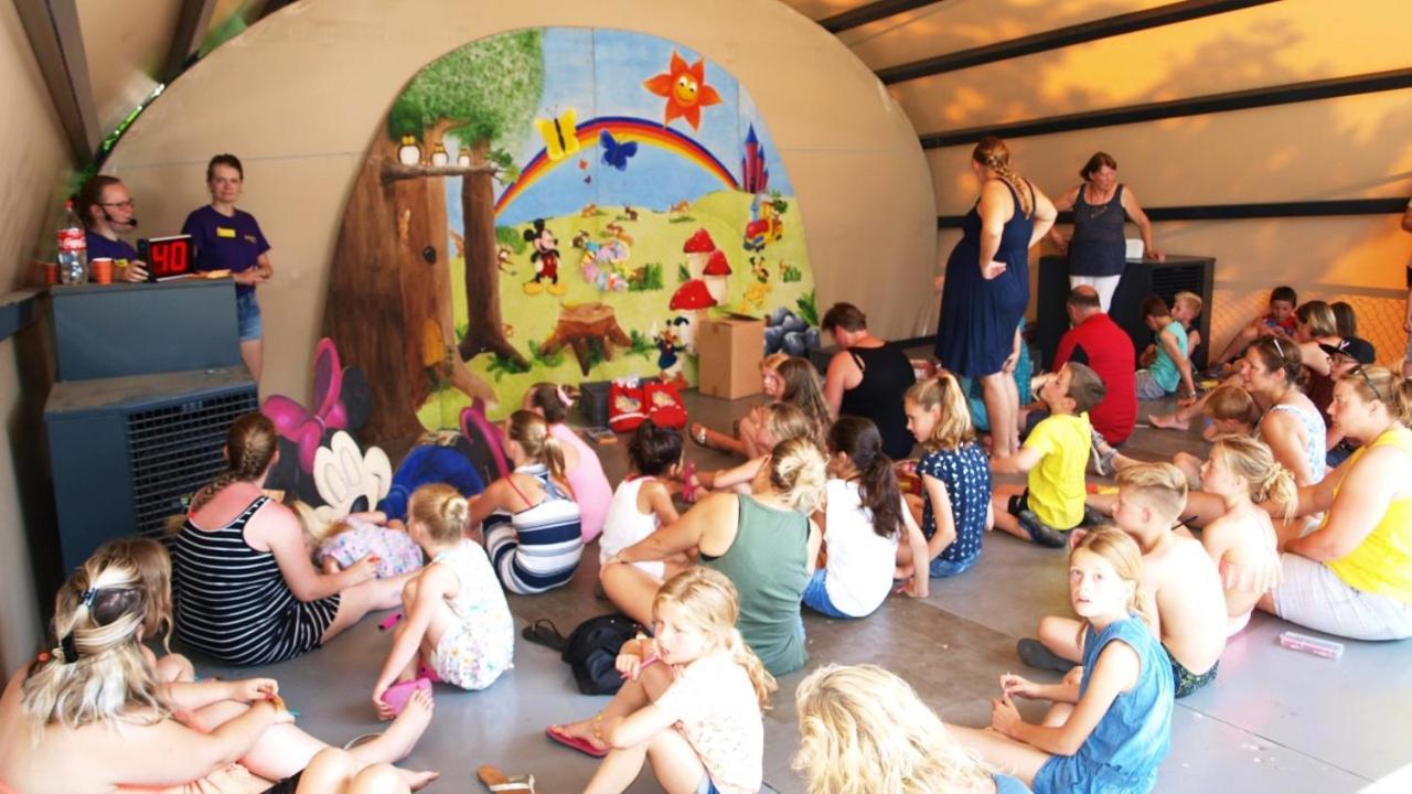 Sfeervolle Chalet Op De Veluwe In Hoenderloo 호텔 외부 사진