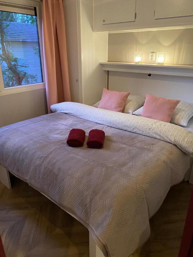 Sfeervolle Chalet Op De Veluwe In Hoenderloo 호텔 외부 사진