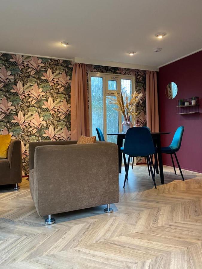 Sfeervolle Chalet Op De Veluwe In Hoenderloo 호텔 외부 사진